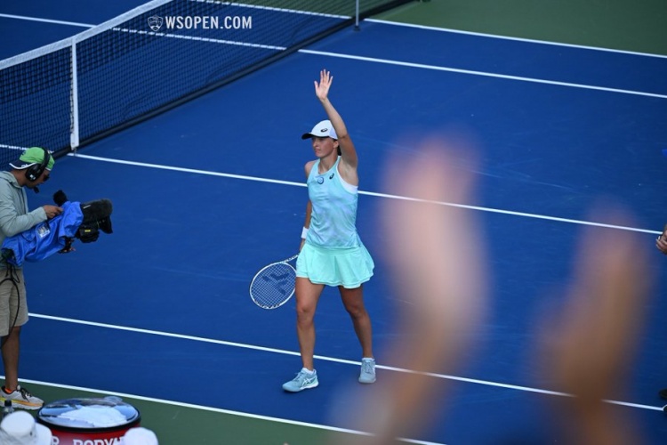 禁赛一年 禁赛一年