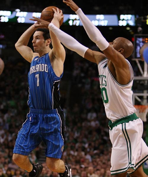 间成为本届 间成为本届